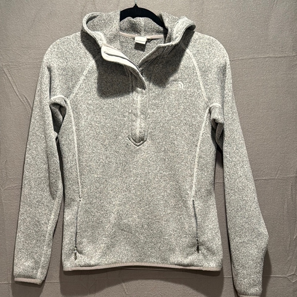 The North Face Women's Light Gray hooded Sweater